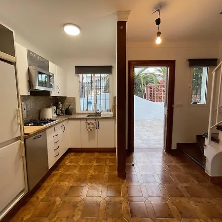빌라 Con Jardin Y Piscina Privada Zona Burriana