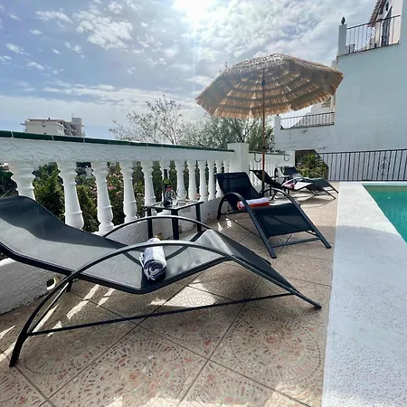 Con Jardin Y Piscina Privada Zona Burriana