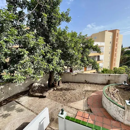 Con Jardin Y Piscina Privada Zona Burriana